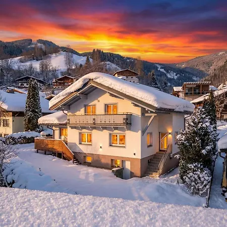 Alpen Haus Maria 1 アパート フィーホーフェン